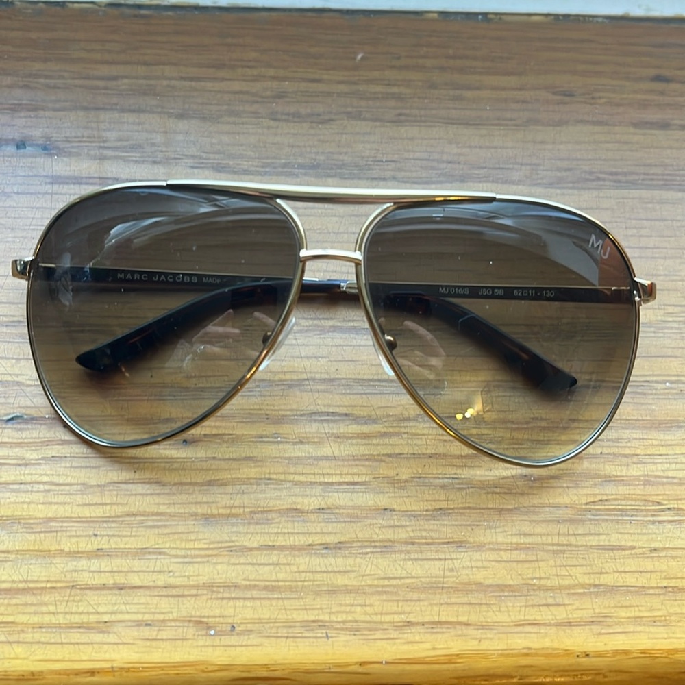 Marc Jacobs sunglasses!
